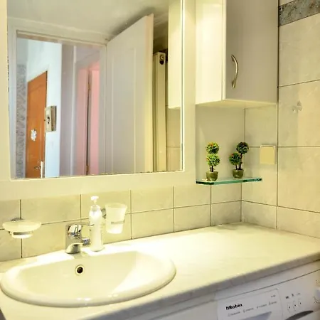 Apartment Nafsika's